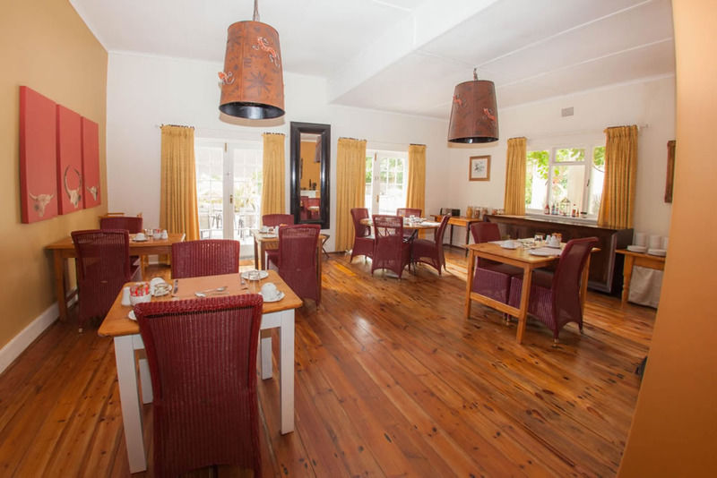 Somerset Villa Guesthouse Сомерсет-Уэст Экстерьер фото