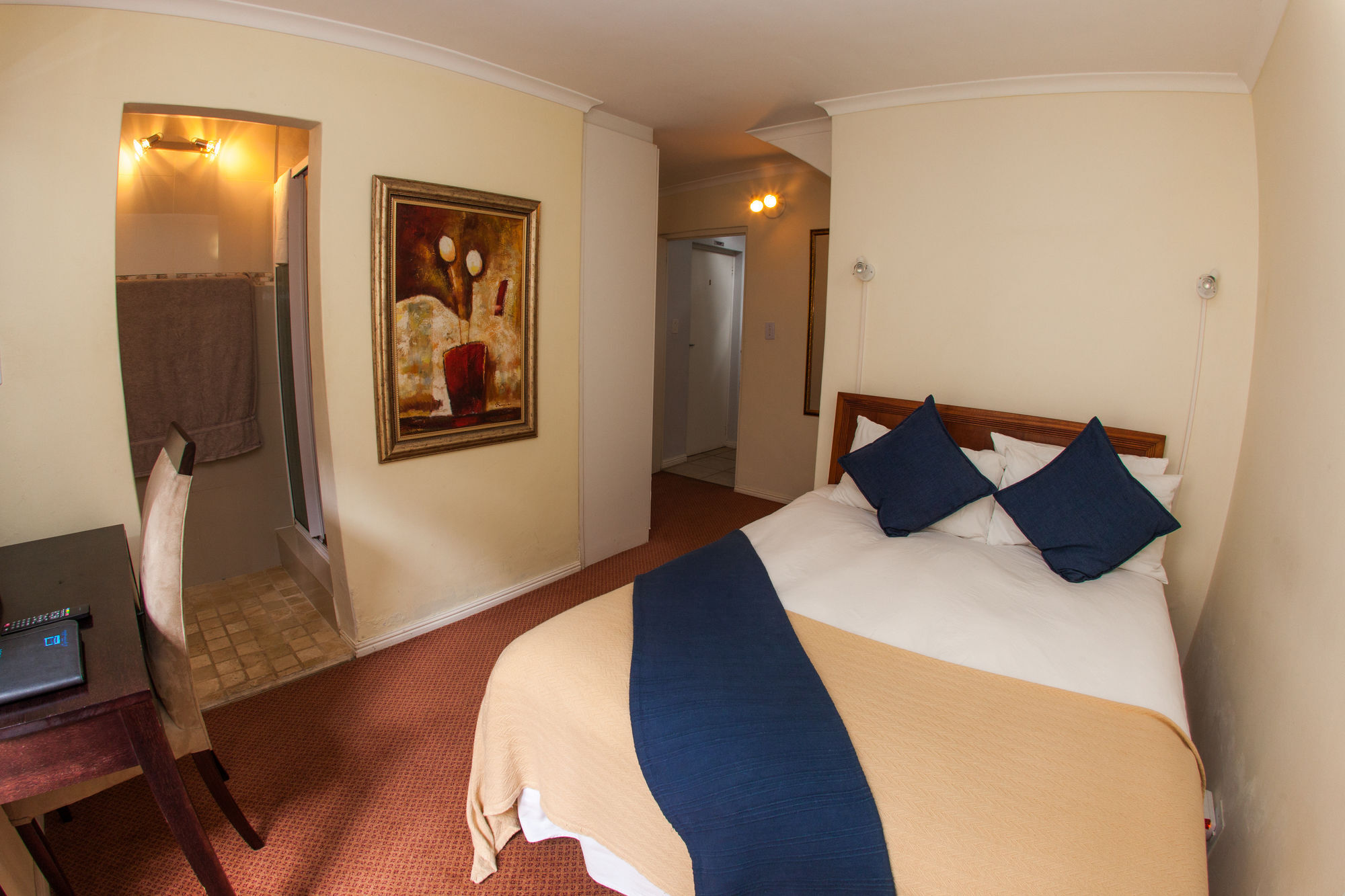 Somerset Villa Guesthouse Сомерсет-Уэст Экстерьер фото